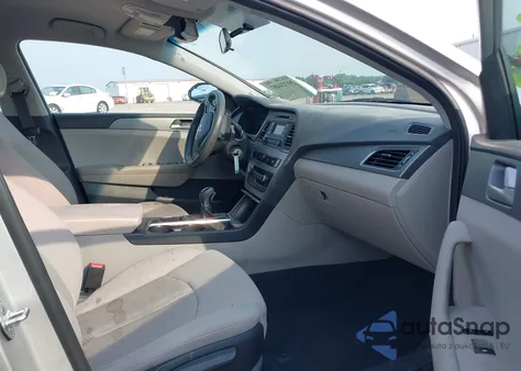 2016 Hyundai Sonata из США, поврежденный, VIN 5NPE24AF1GH400012